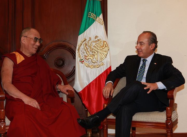 His-Holiness-meeting-with-Mexico-President-Felipe-Calderon1.jpg