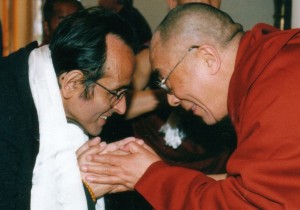 Neurobiólogo chileno Francisco Varela y Su Santidad el Dalai Lama (Foto Archivo)