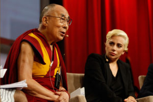 Un panel con Lady Gaga en la Conferencia de Alcaldes de Estados Unidos en Indianápolis, IN, EE.UU. el 26 de junio de 2016. Foto:Chris Bergin